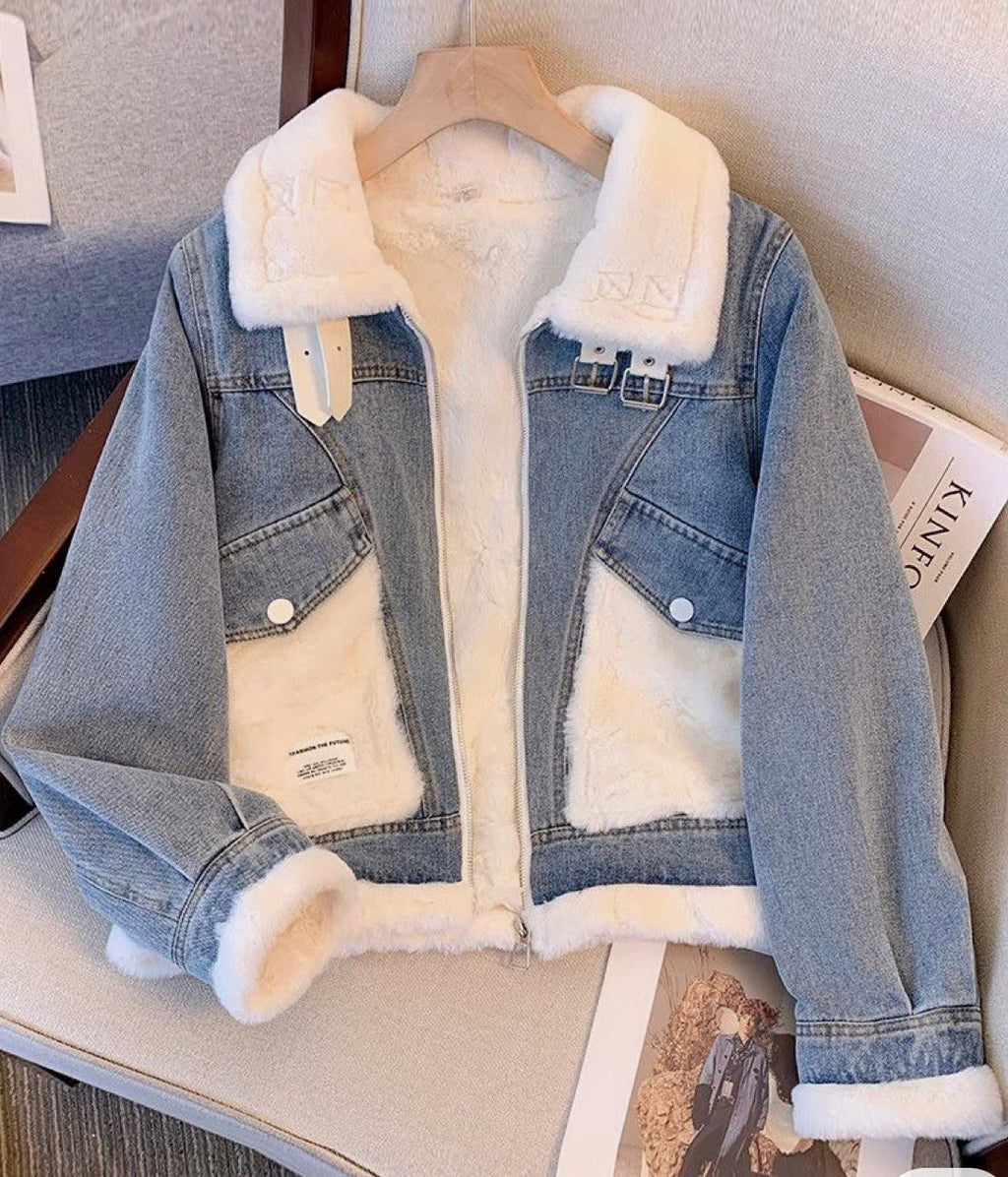 Women’s Denim Jacket with Faux Shearling Lining