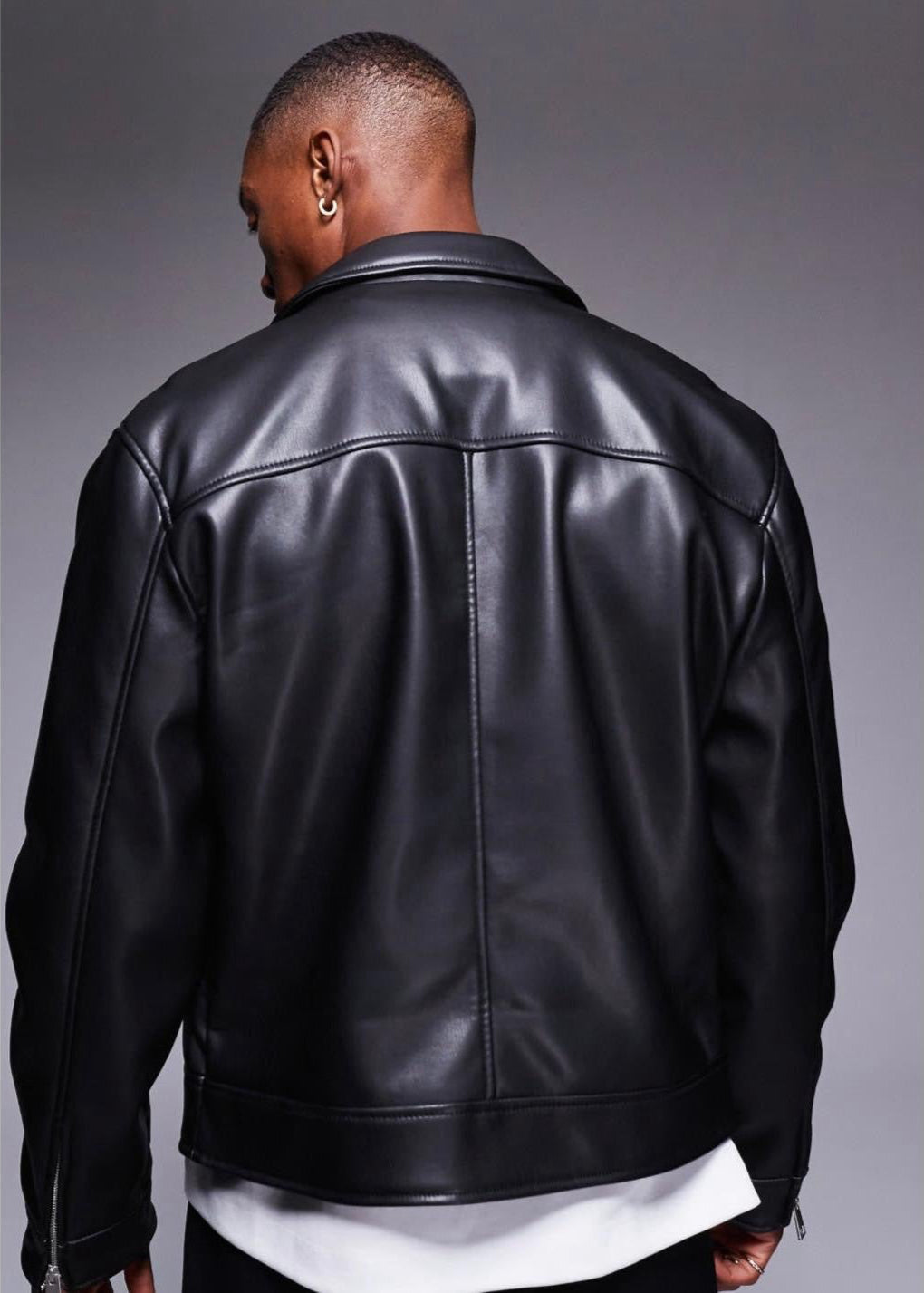 Black Men’s Leather Jacket – 100% Genuine Sheep Leather -Inspired Outerwear with Front Zip Closure, Classic Fit, and Durable Design